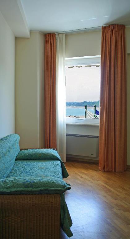 Hotel Scogliera Numana Værelse billede